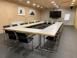 Bredvid Mötessal Öja finns en restaurang.