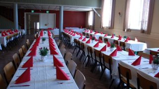 Here you can organise anything from dance rehearsals to meetings and from private gatherings to large public events.