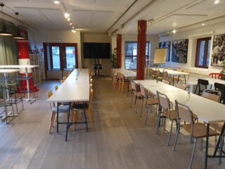 Vanha Kalahalli can be furnished for both meetings and parties.