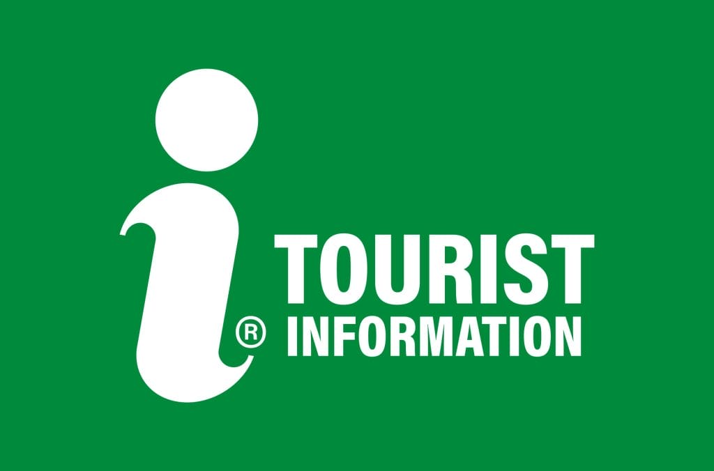 Virallisen matkailuneuvonnan tunnistat vihreällä pohjalla olevasta i-merkistä jota täydentää teksti Tourist Information.