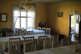 Tilausravintola Kokkolan Kruununvoudintalo tarjoaa juhlavat puitteet kokouksille ja ruokailuille.
